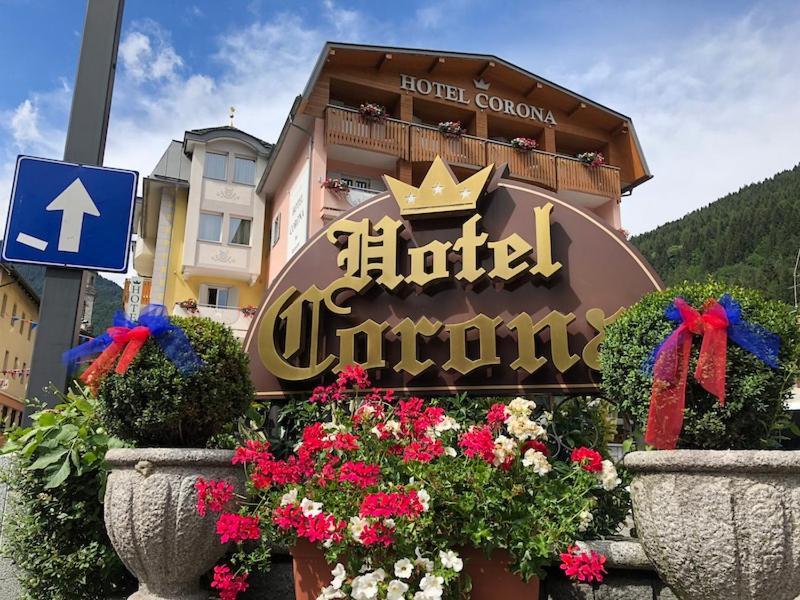 Hotel Corona 핀졸로 외부 사진